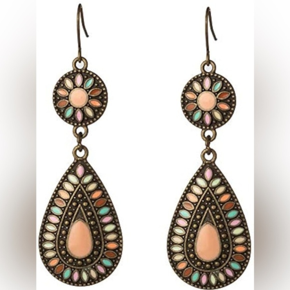 NWT - bohemian style dangle earrings set
